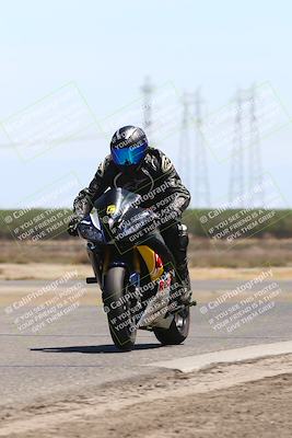 media/Aug-03-2025-TrackDaz (Sun) [[bf4a71acf9]]/C Group/1240pm (Wheelie Bump)/